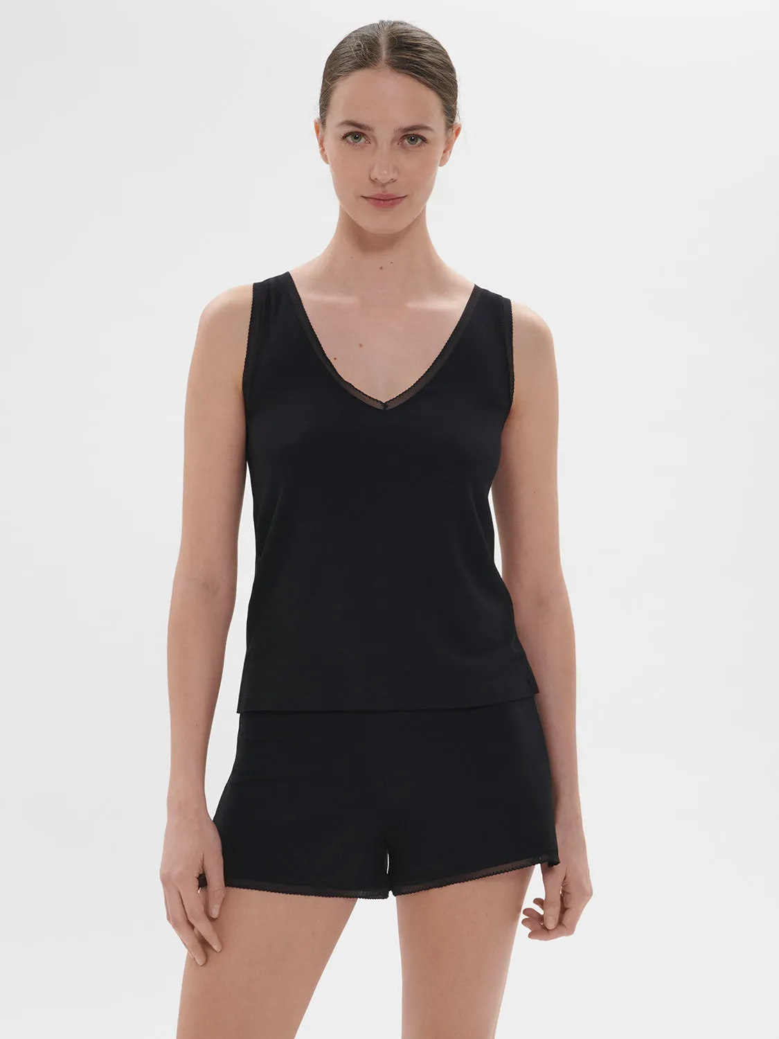 Aurore Sleeveless Tank - black