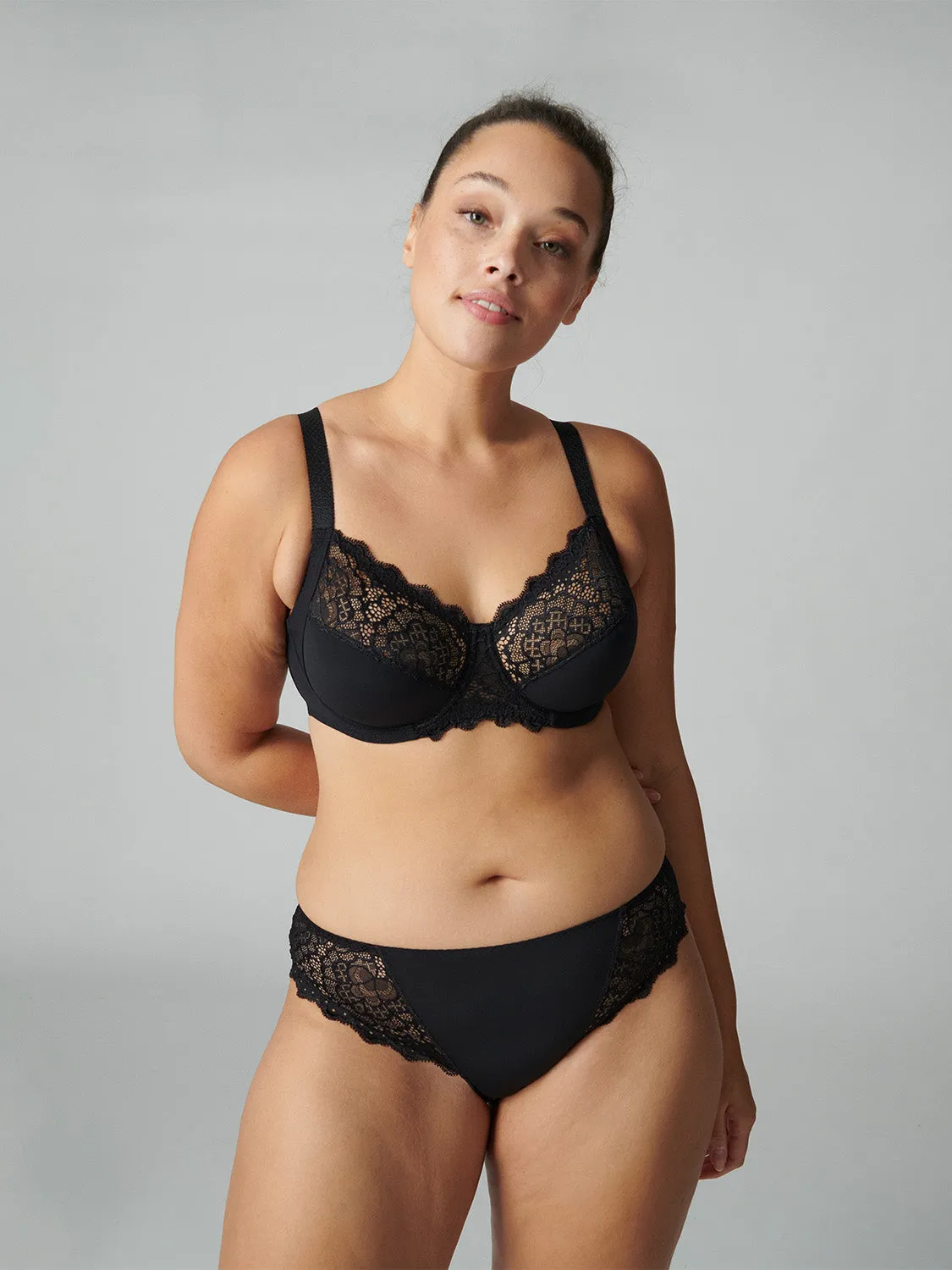 Caresse Full Cup - Black