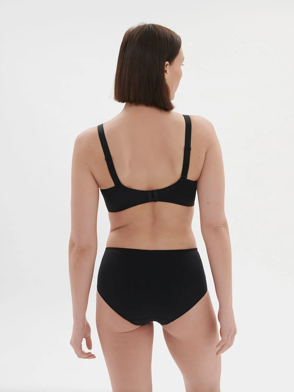 Delice Full Coverage Plunge - Gem Black