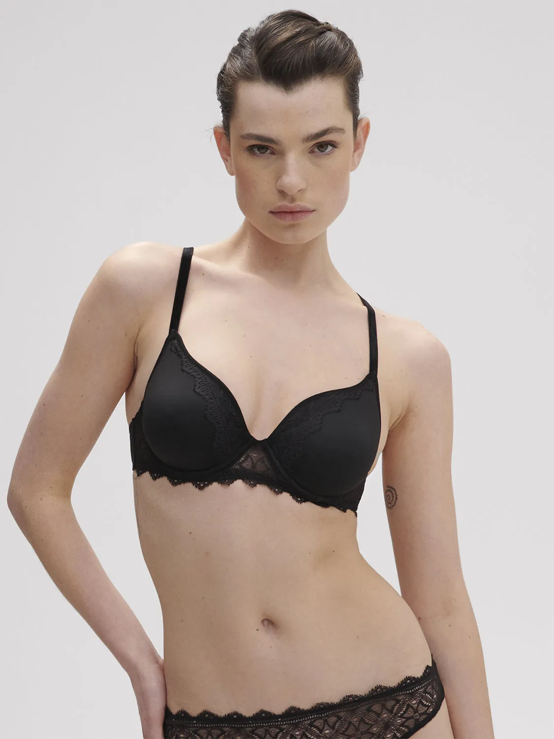 Escale 3D Plunge - Black