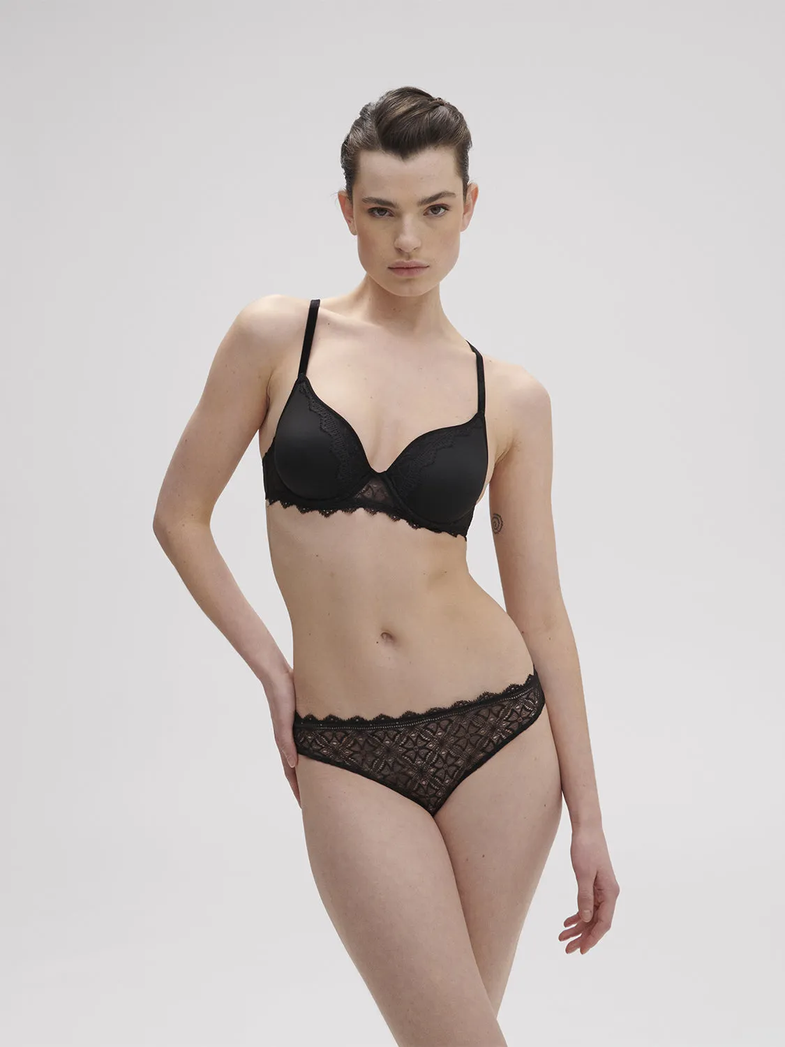 Escale Tanga - Black