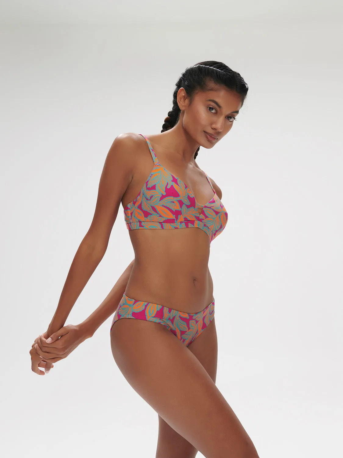 Melia Underwire Triangle - Menara Pink
